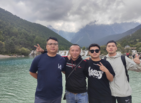 蓝月谷5.jpg 蓝月谷5.jpg