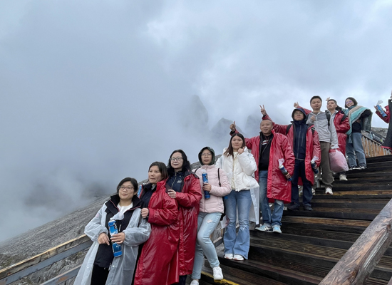 玉龙雪山4.jpg 玉龙雪山4.jpg